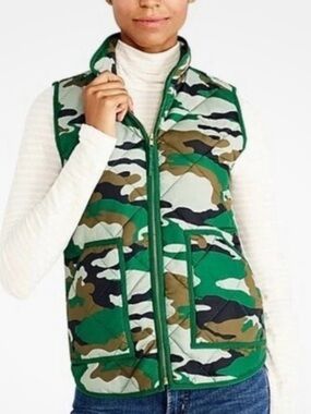 J.Crew Mercantile Excursion camo print quilted puffer vest women’s size XS